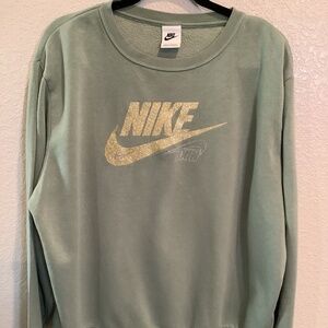 Nike club fleece glitter crew neck